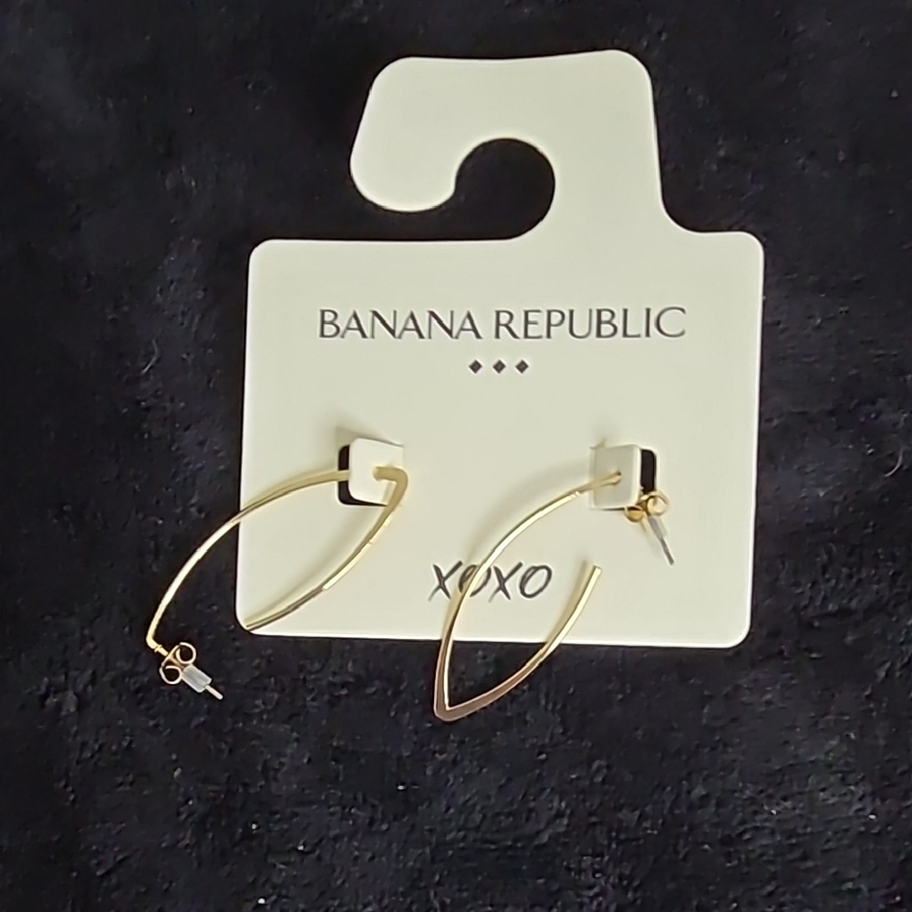 Banana Republic Gold Geometric Earrings